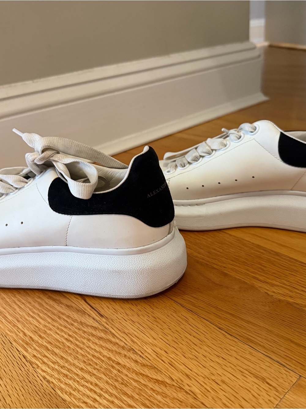 Alexander McQueen Lace Up Sneakers - Picture 6 of 8